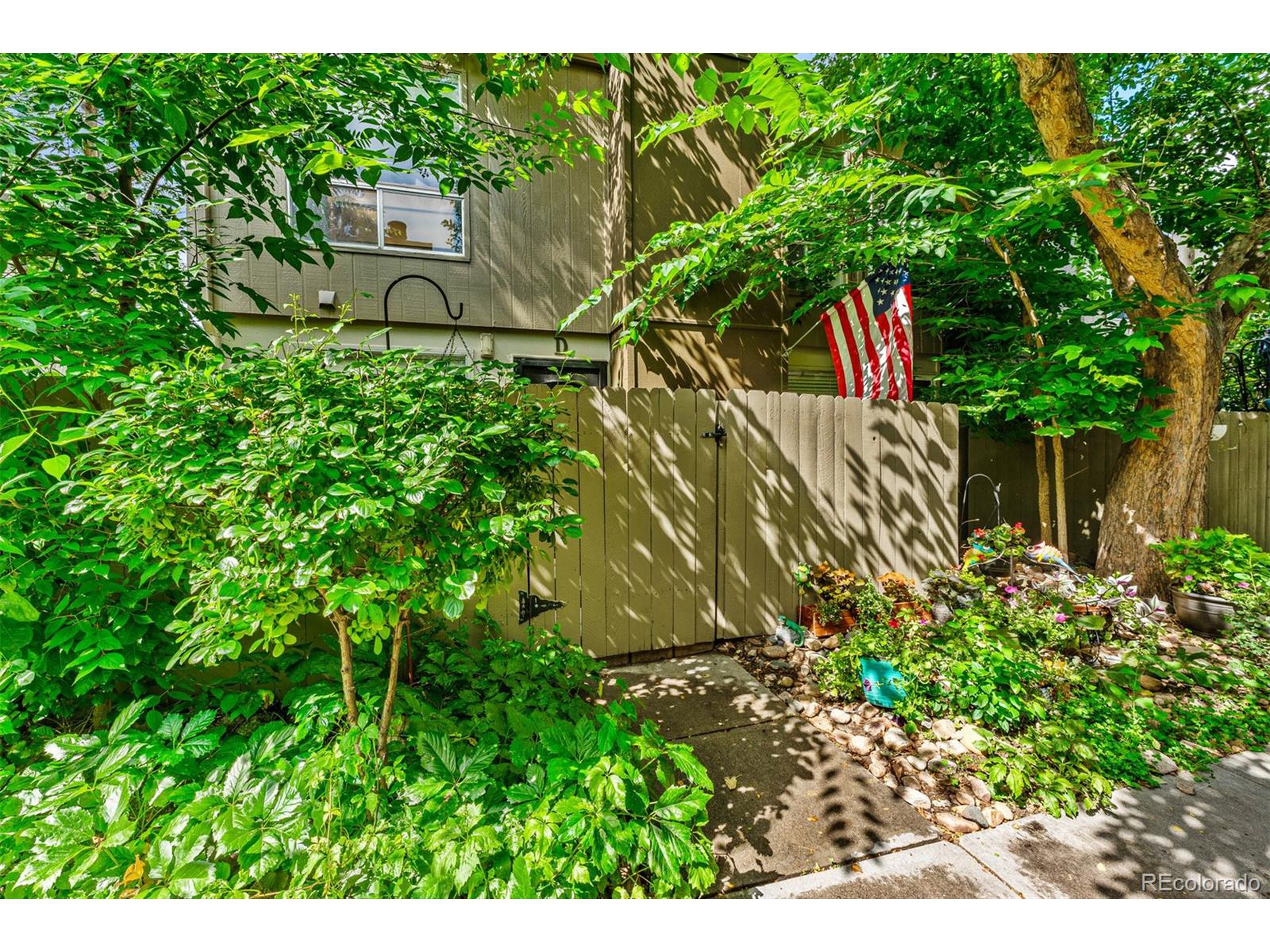 7373 W Florida Ave 8D