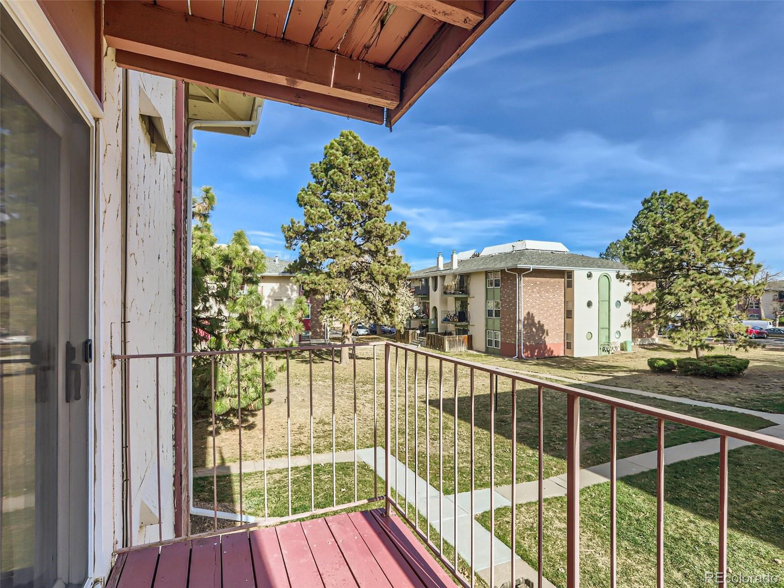 12132 Huron St 204