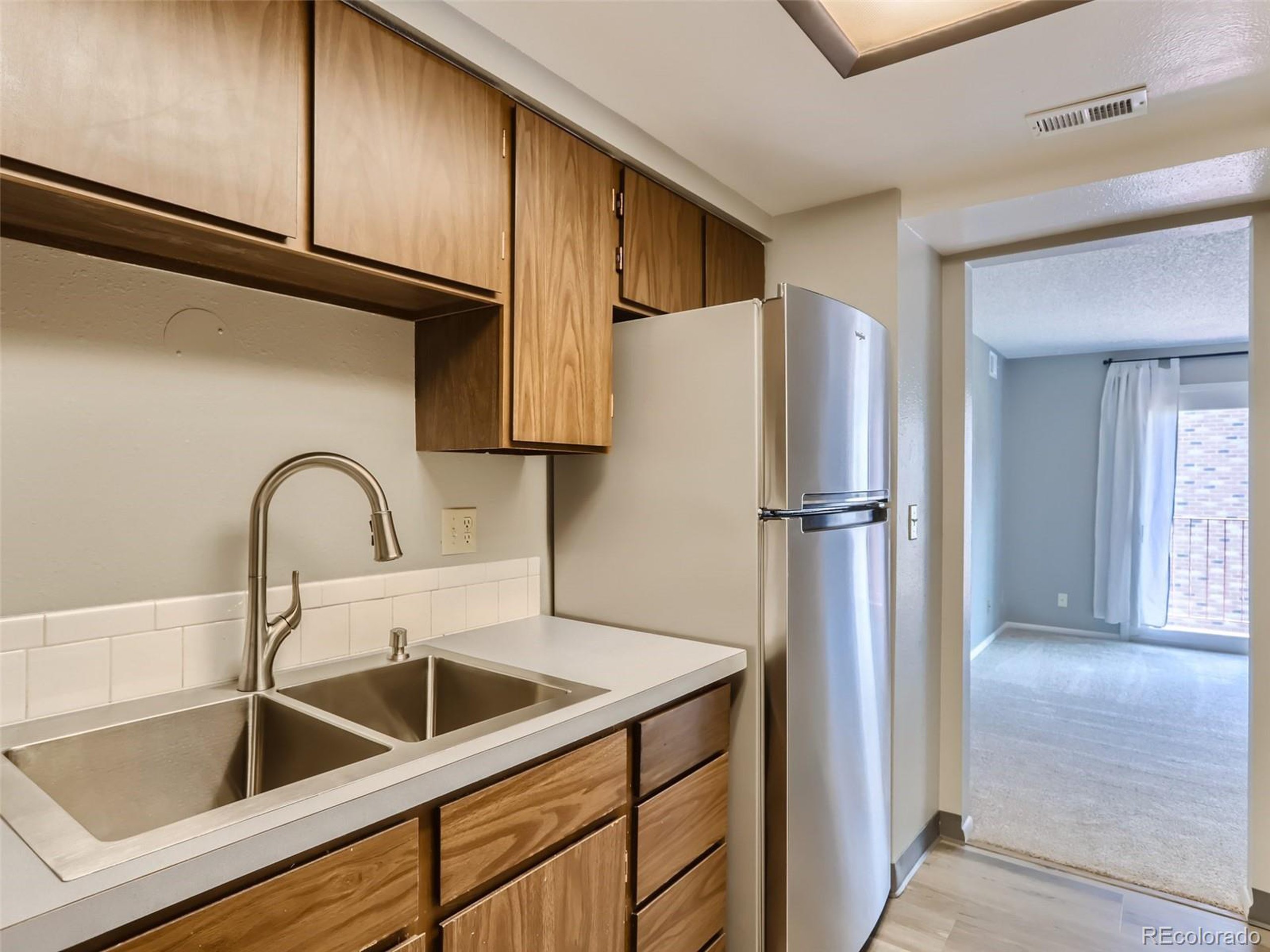12132 Huron St 204