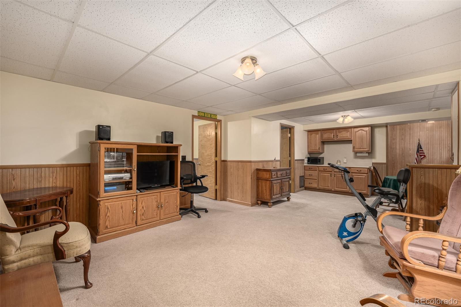 3170 S Princess Circle