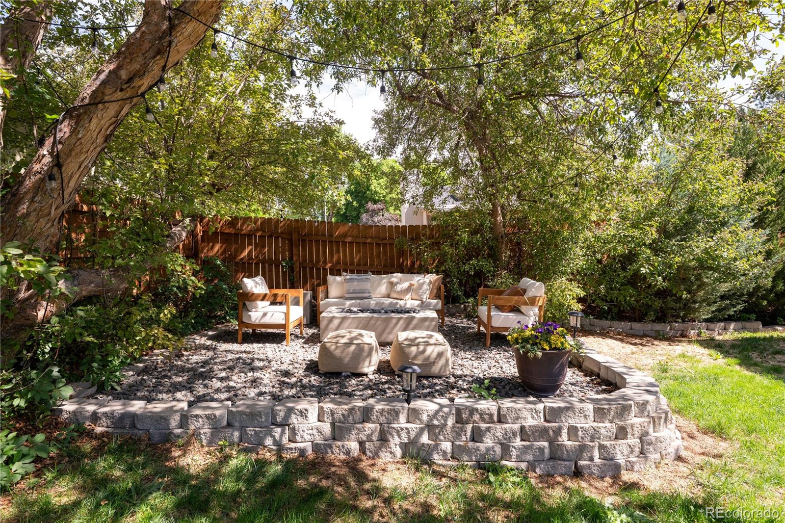 7355 S Elm Court