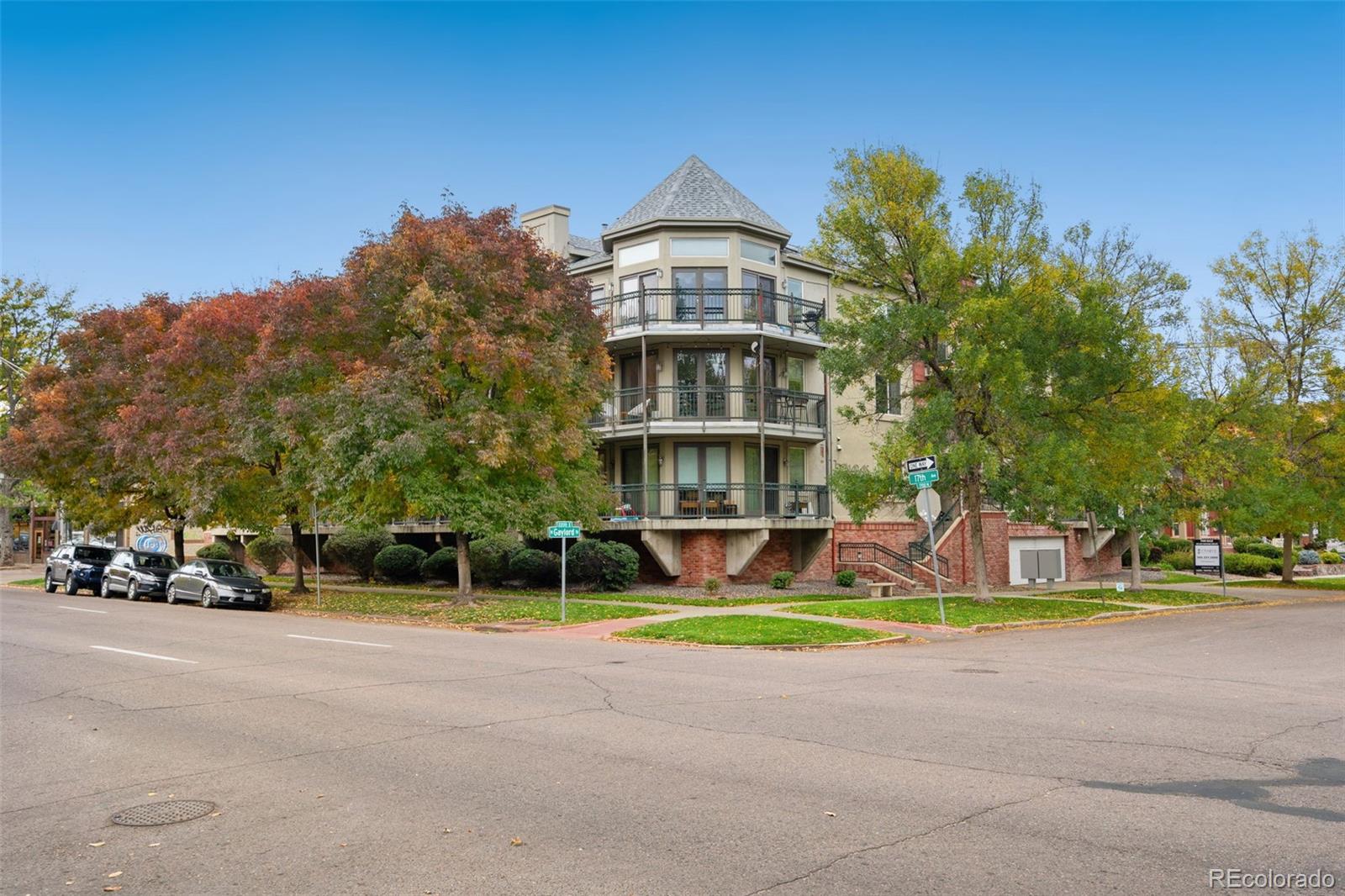 1705 N Gaylord Street Unit: 207