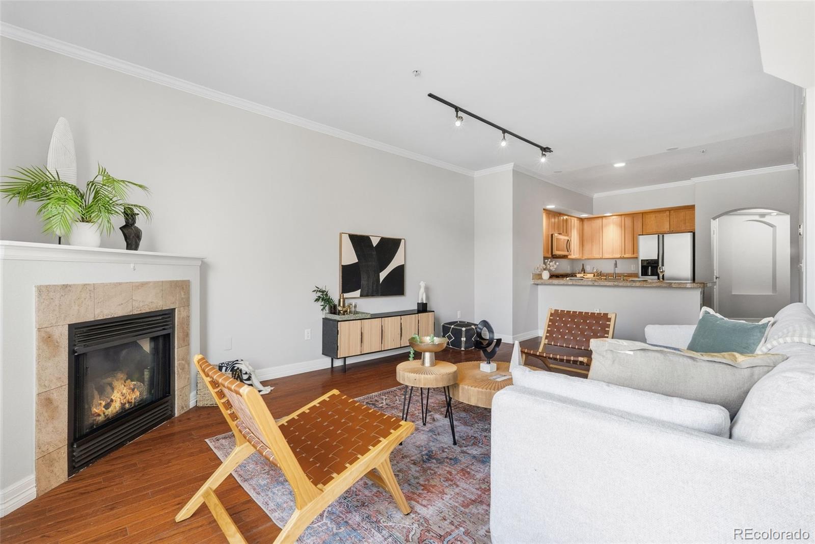 1705 N Gaylord Street Unit: 207