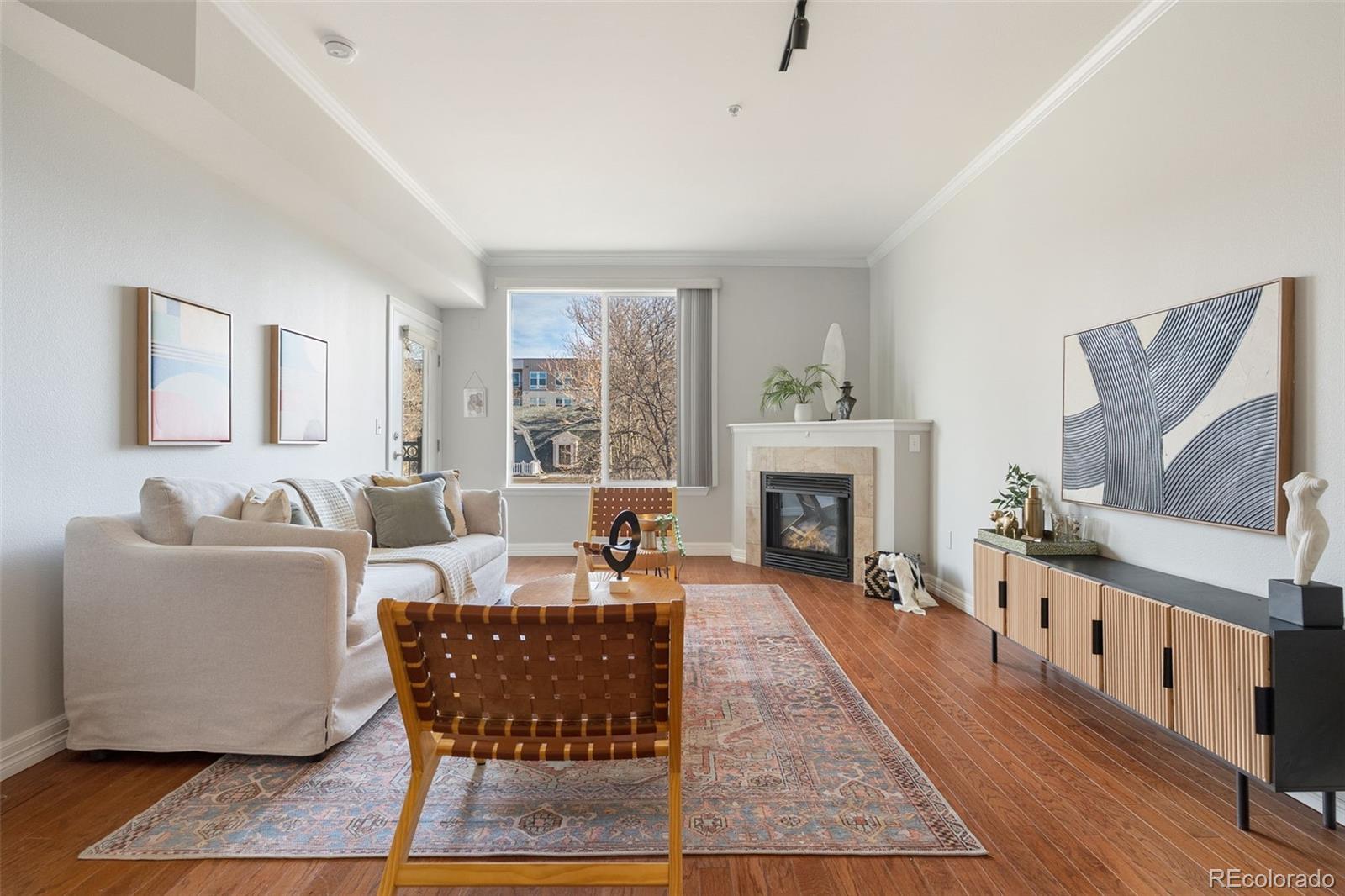 1705 N Gaylord Street Unit: 207