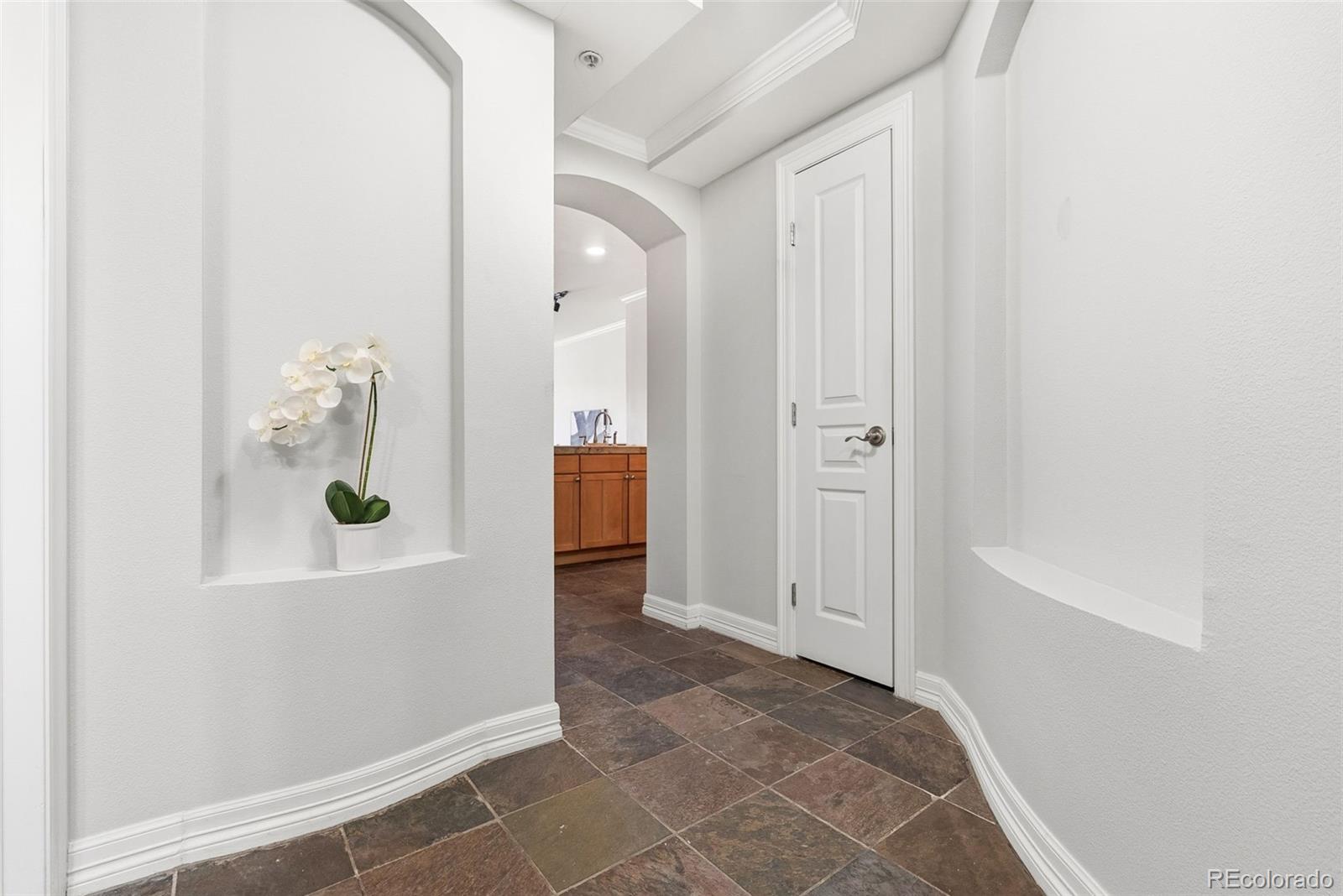 1705 N Gaylord Street Unit: 207