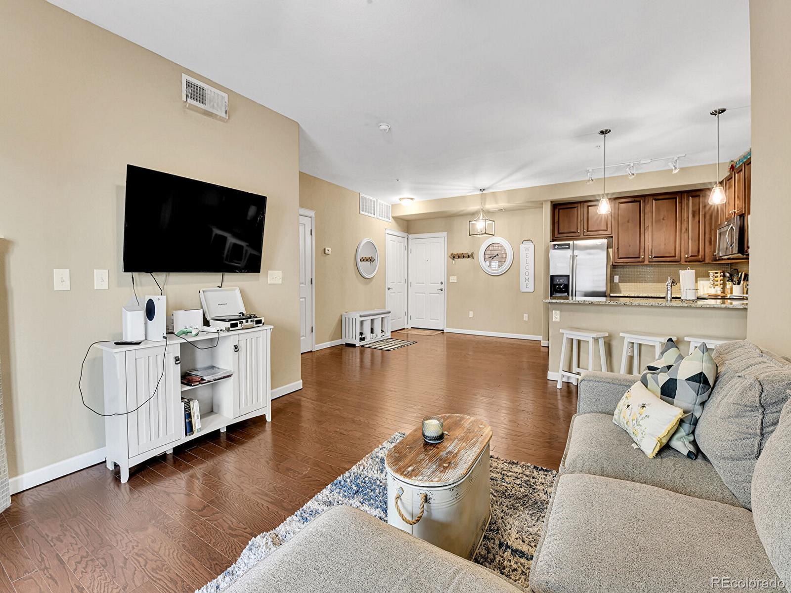 1044 Rockhurst Drive Unit: 202