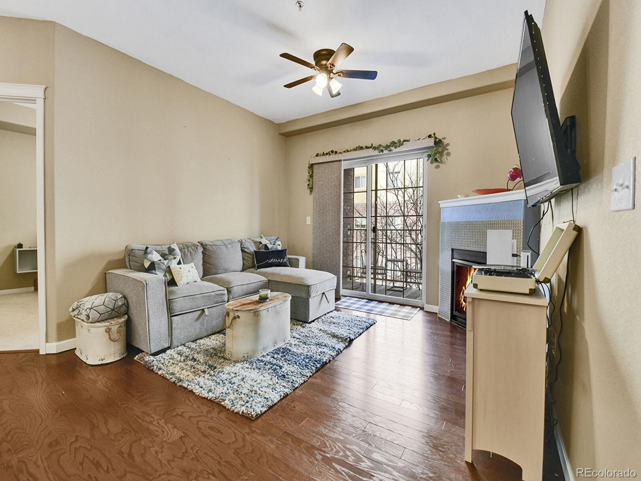 1044 Rockhurst Dr 202