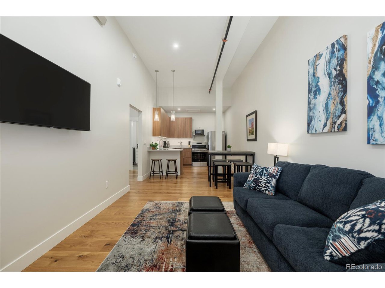 824 Grand Ave