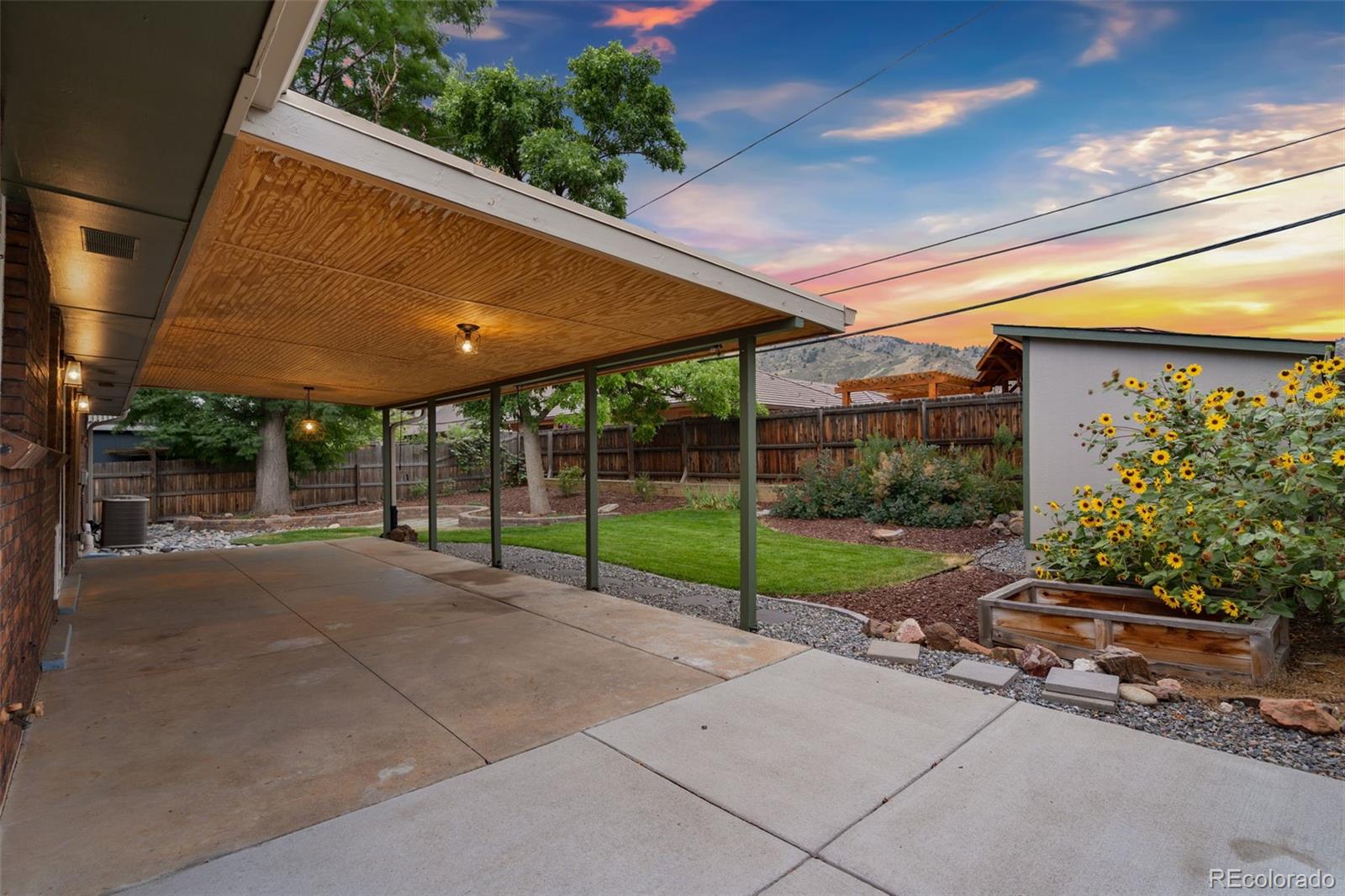 1050 N Jackson Street