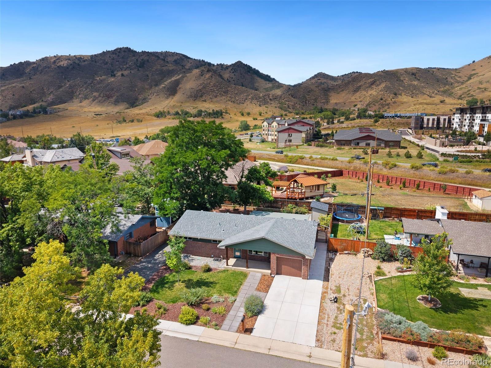 1050 N Jackson Street