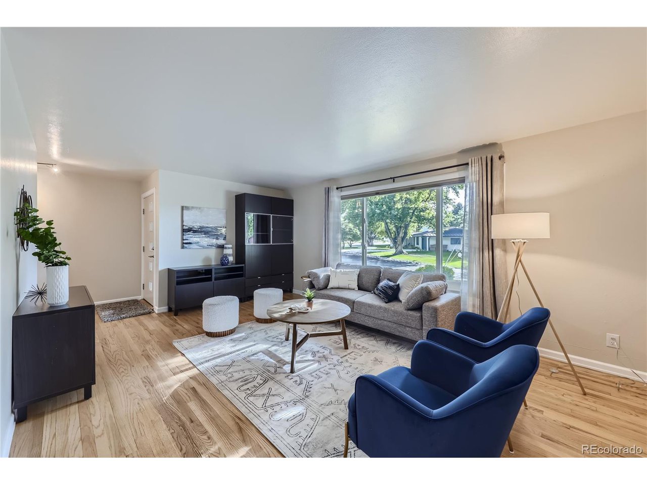 14 Rangeview Dr
