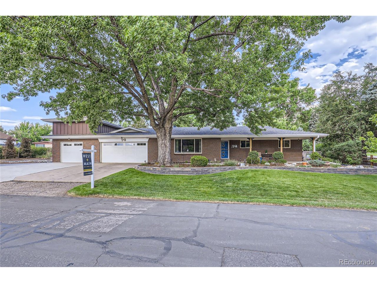 14 Rangeview Dr