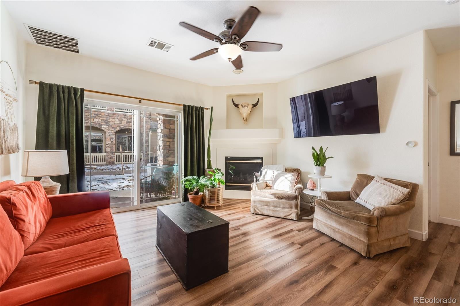 8329 S Independence Circle Unit: 106