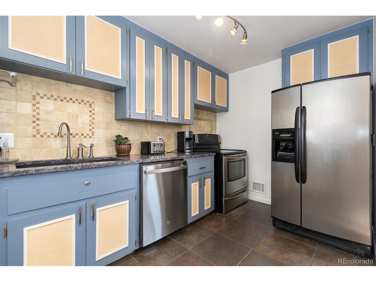 2434 S Ogden St 2434-2436