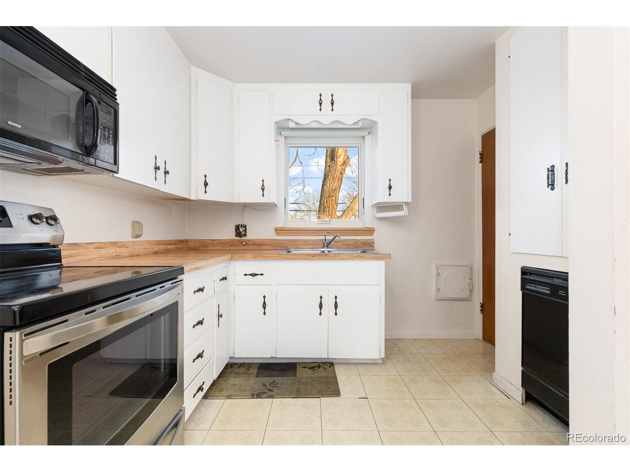 2434 S Ogden St 2434-2436