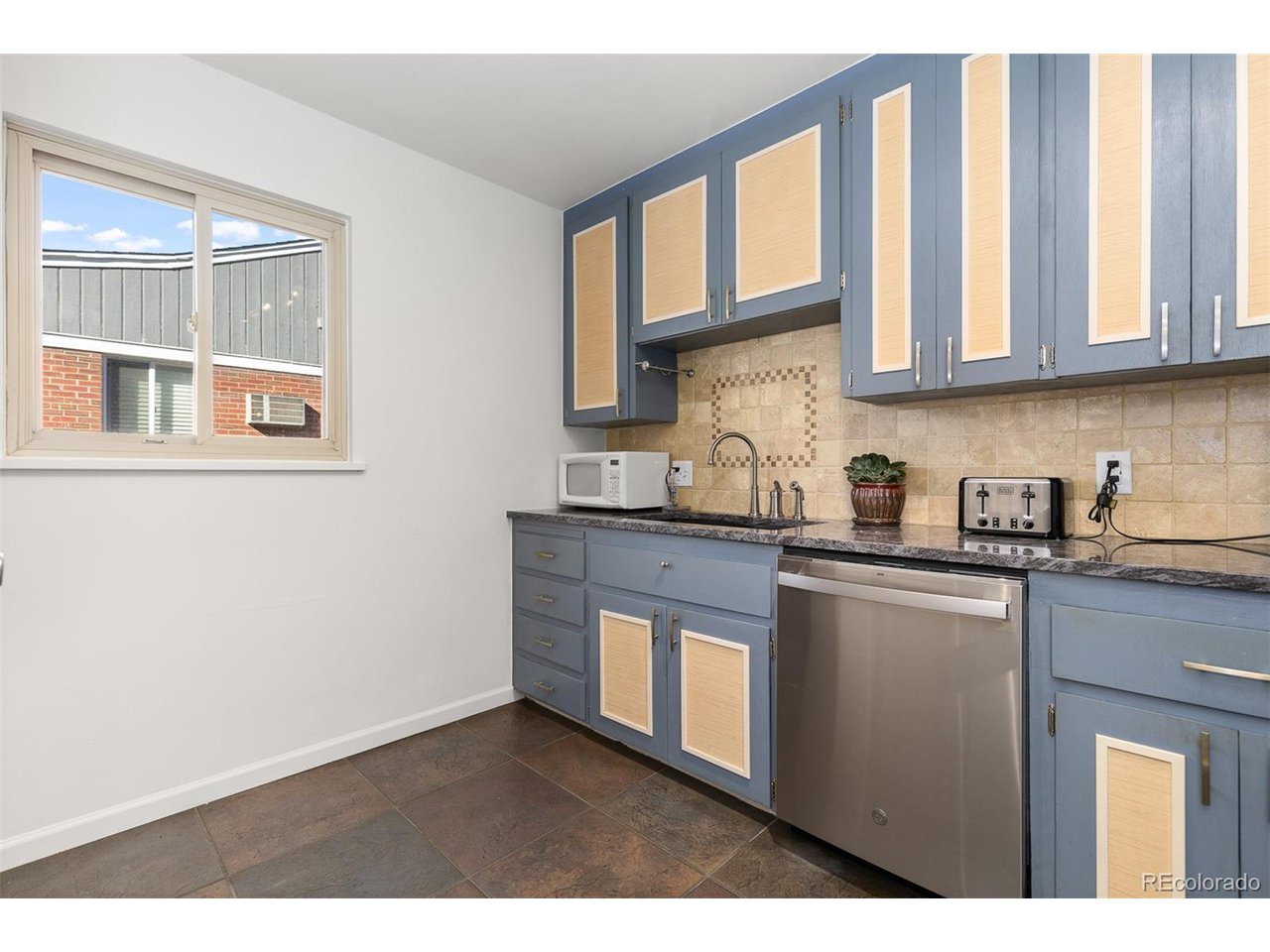 2434 S Ogden St 2434-2436