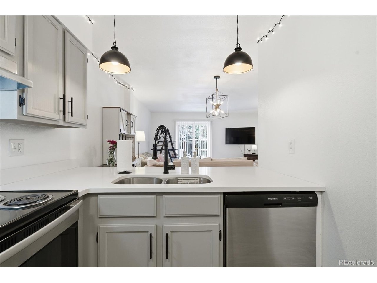 3440 Windmill Dr 4-6