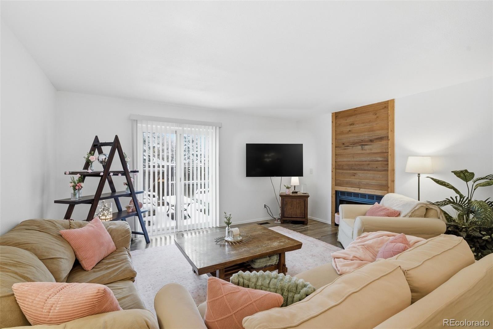 3440 Windmill Drive Unit: 4-6