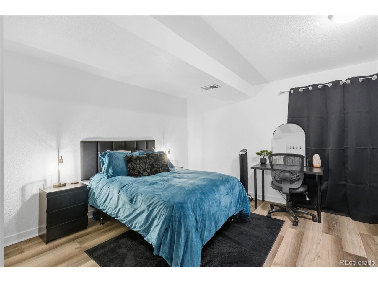 3440 Windmill Dr 4-6