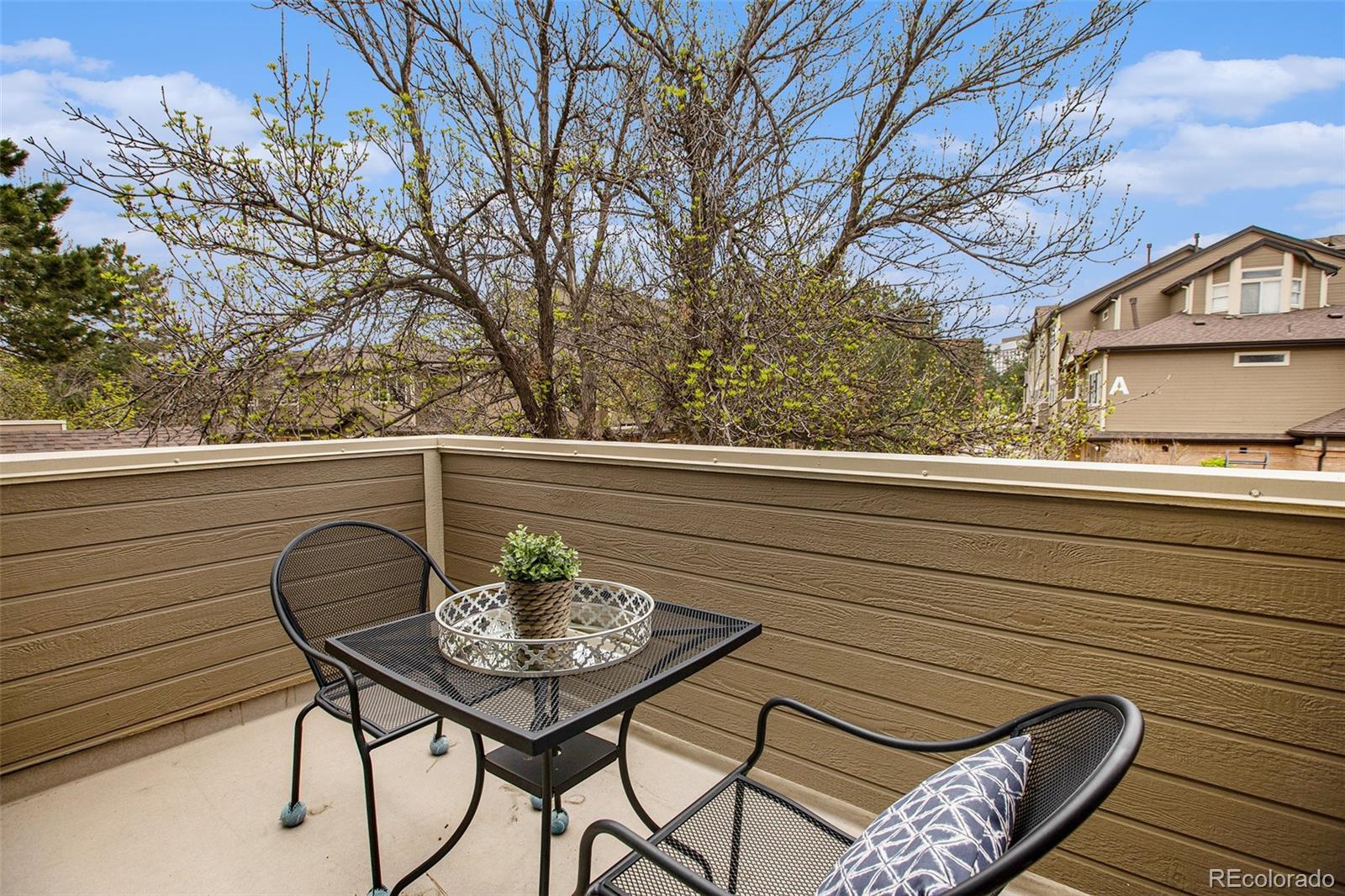 6001 S Yosemite Street Unit: #F202