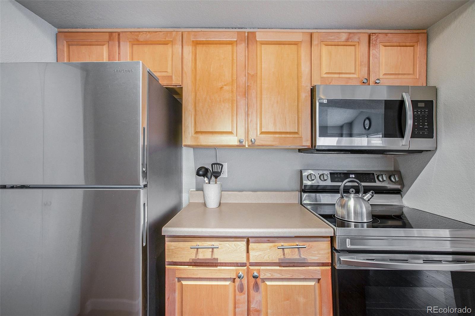 6001 S Yosemite Street Unit: #F202