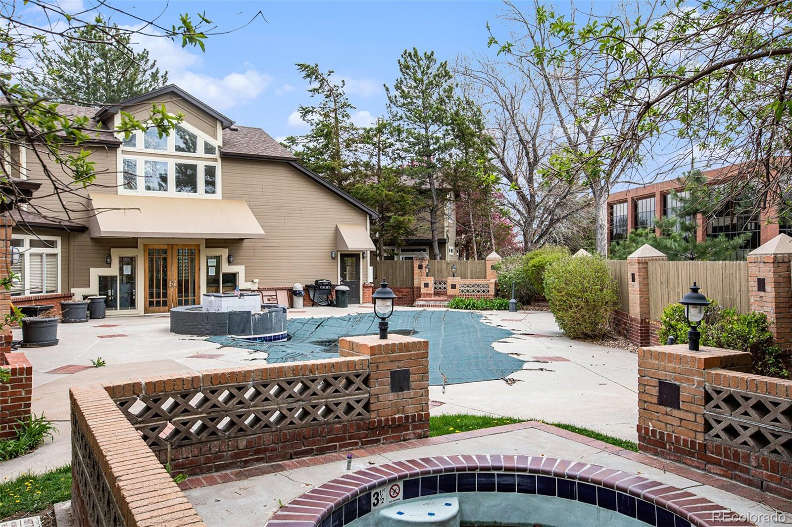 6001 S Yosemite Street Unit: #F202