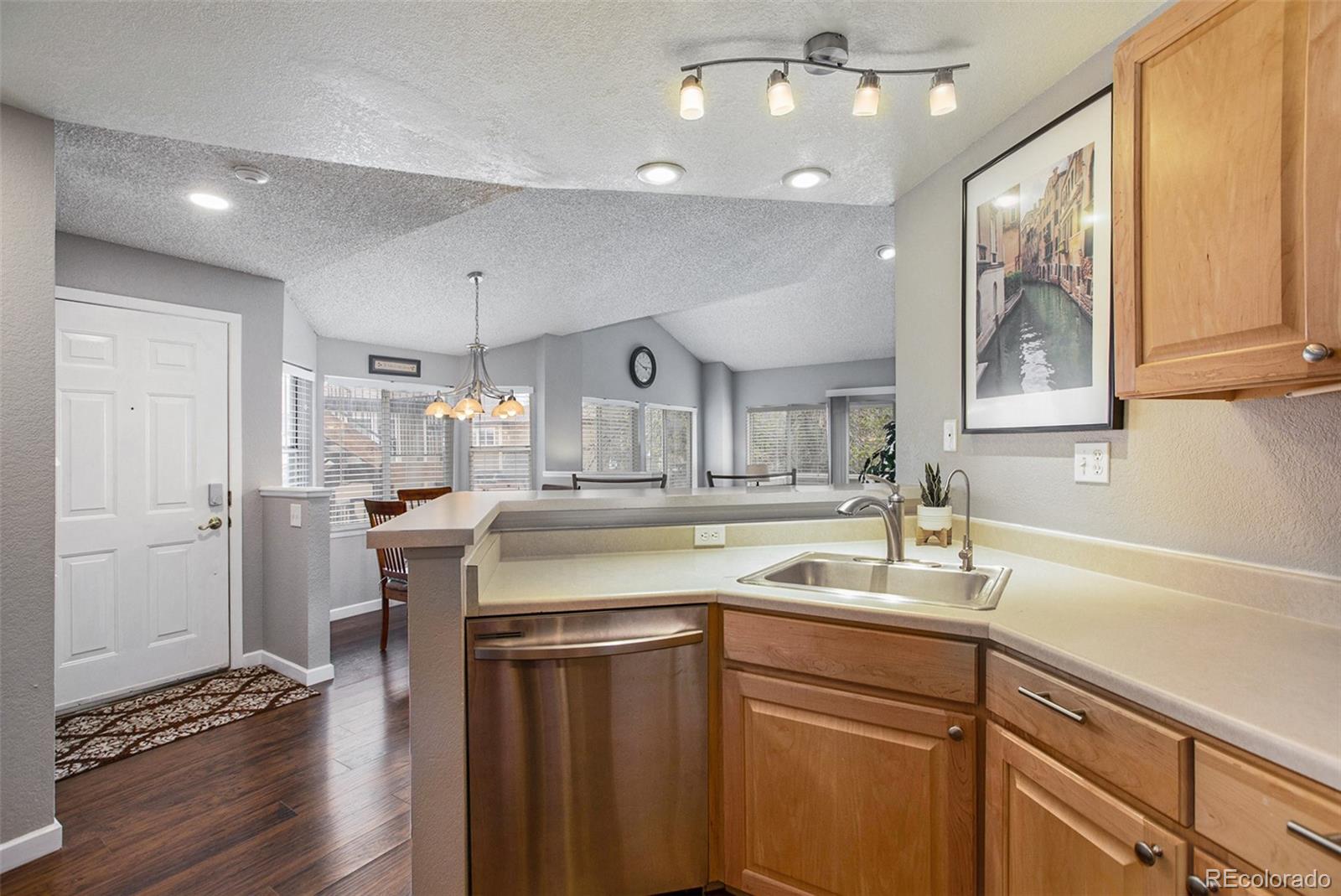 6001 S Yosemite Street Unit: #F202