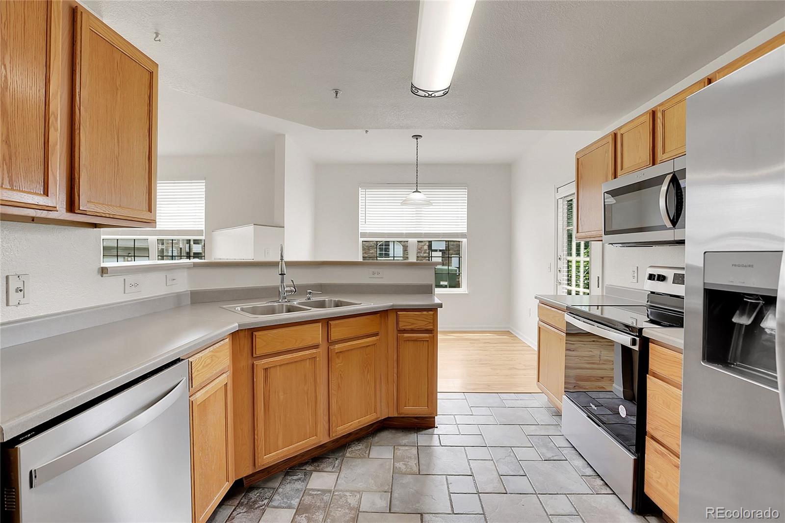 7440 S Blackhawk Street Unit: 101