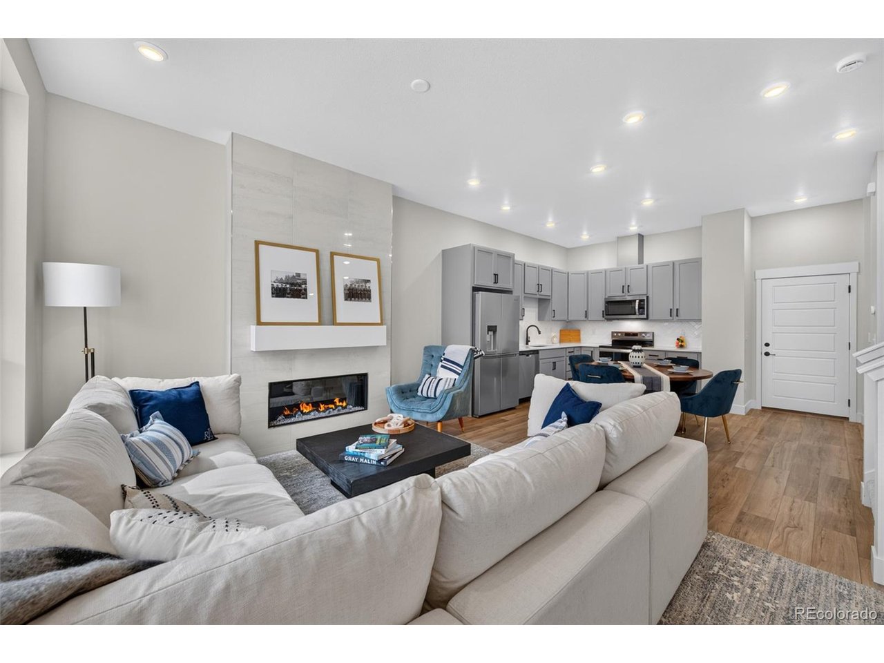 3279 W Frances Walsh Pl