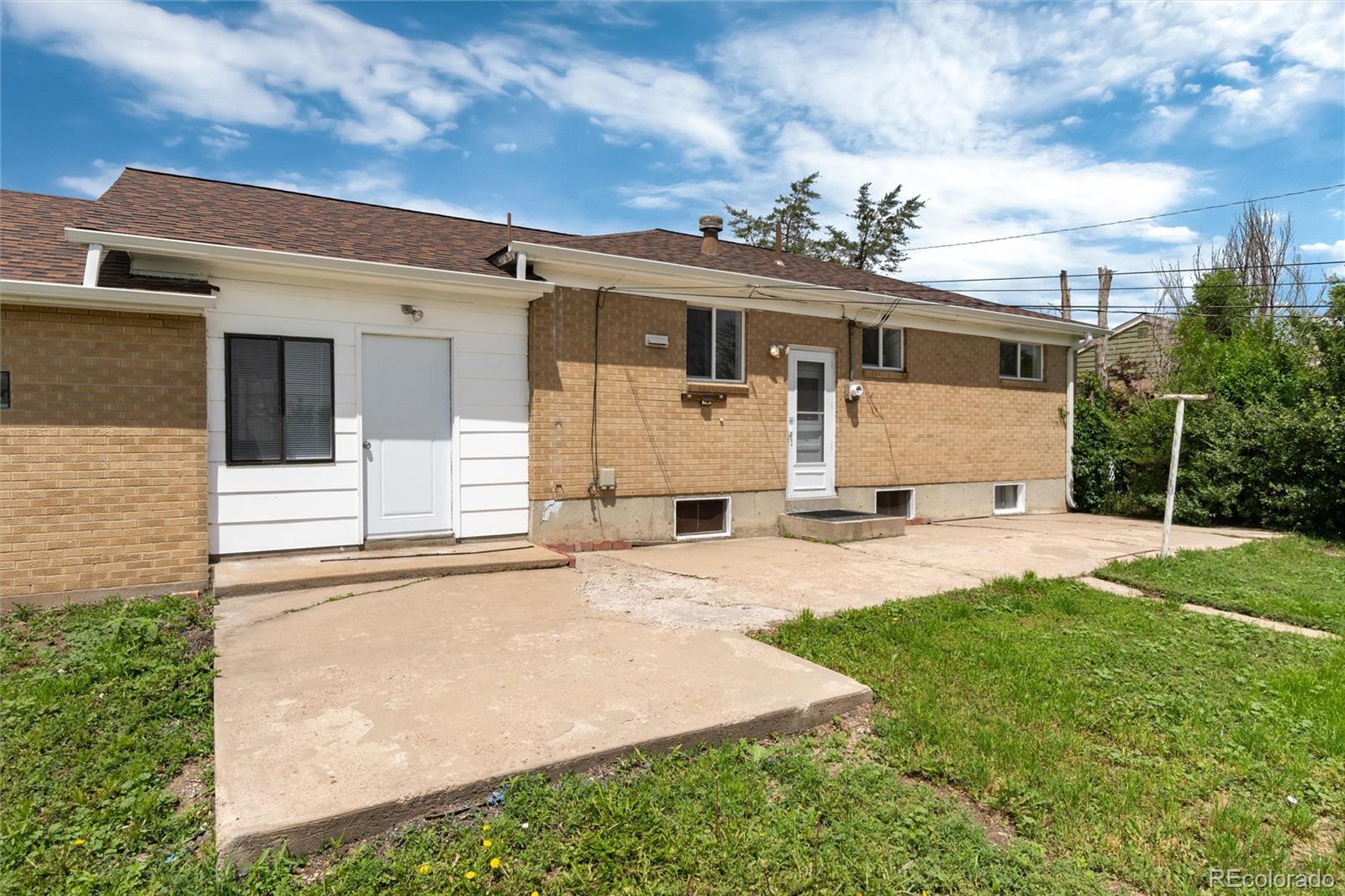 7076 Jennie Drive
