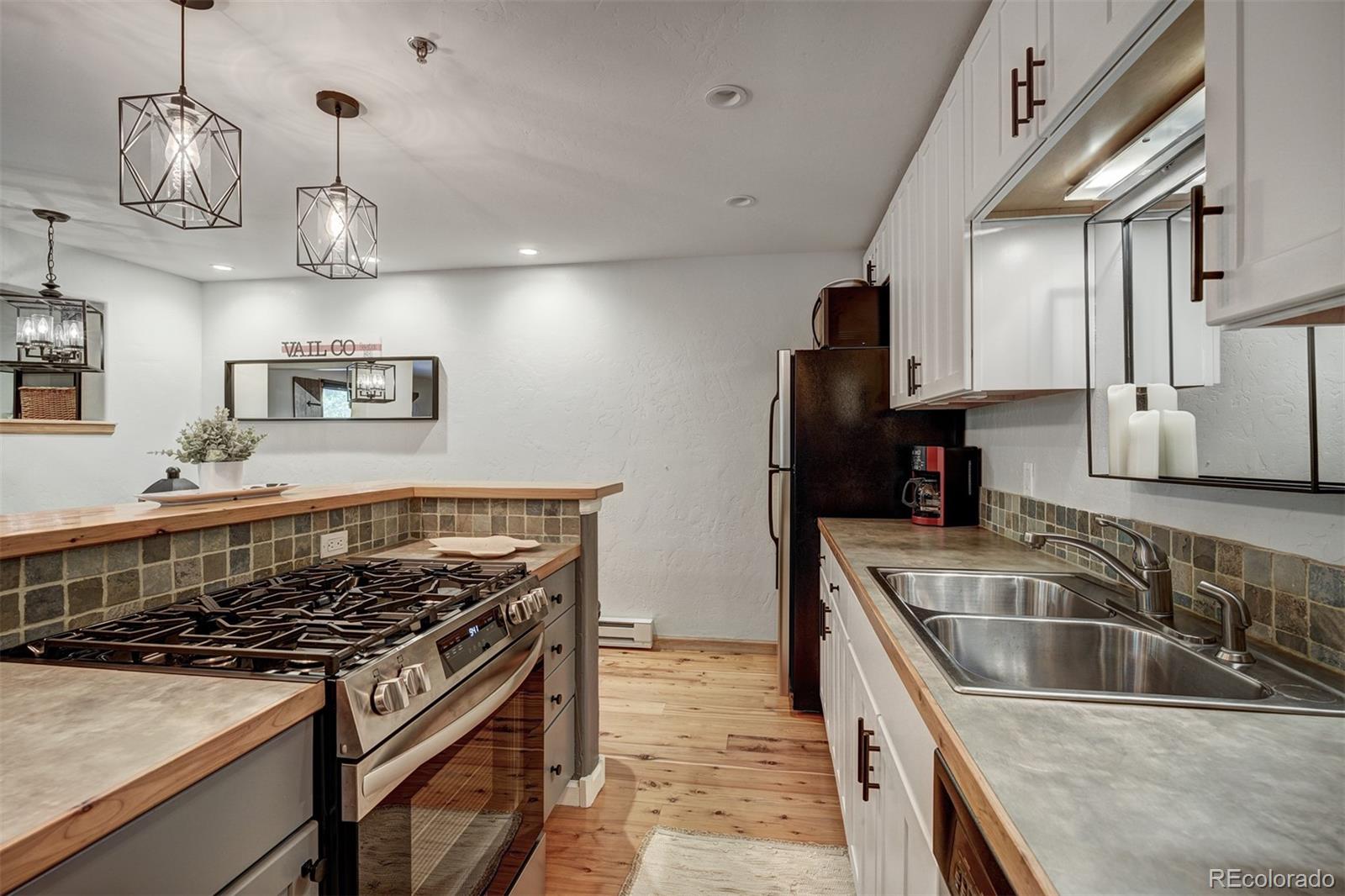 4295 Columbine Drive Unit: 5