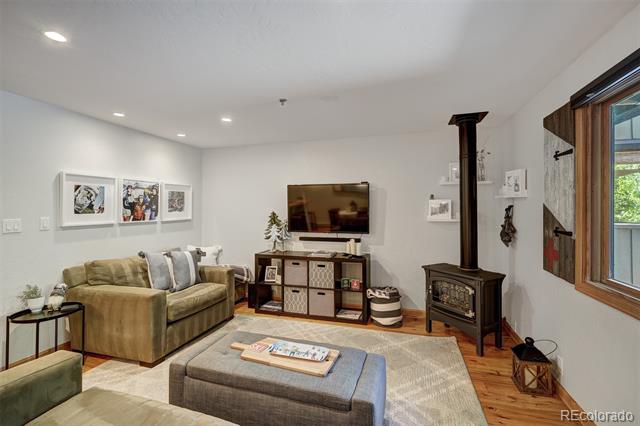 4295 Columbine Drive Unit: 5