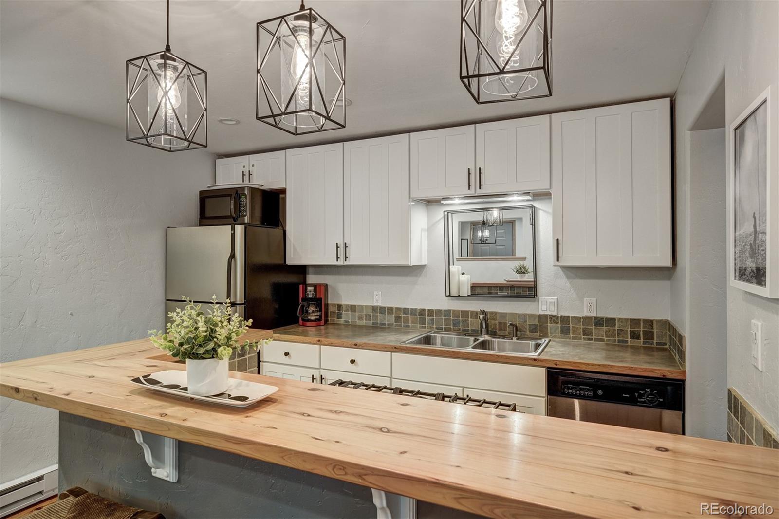 4295 Columbine Drive Unit: 5