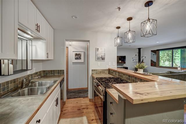 4295 Columbine Drive Unit: 5