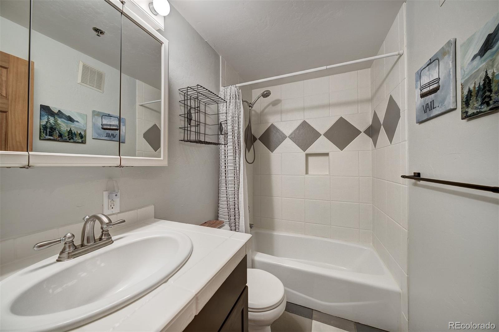 4295 Columbine Drive Unit: 5