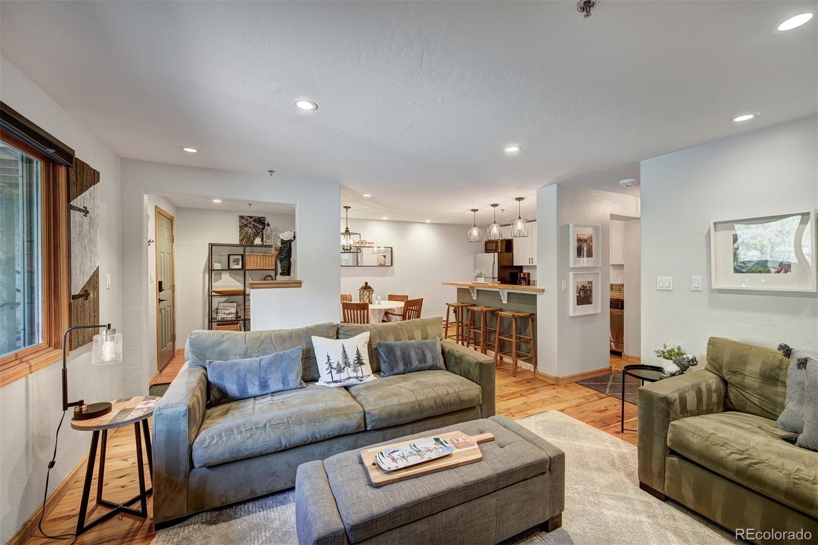 4295 Columbine Drive Unit: 5