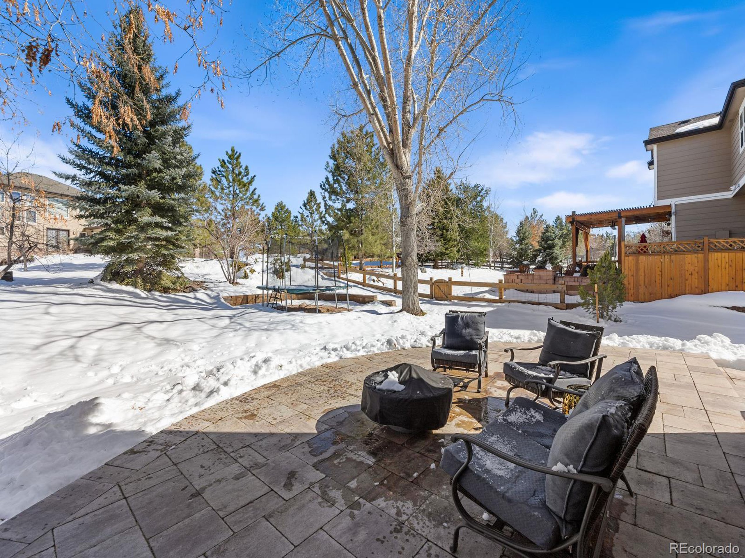 8474 Coyote Dr