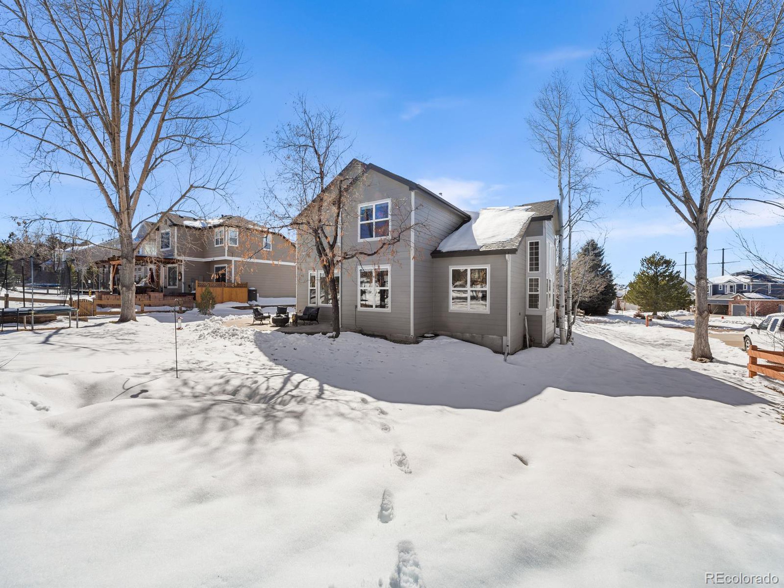8474 Coyote Dr