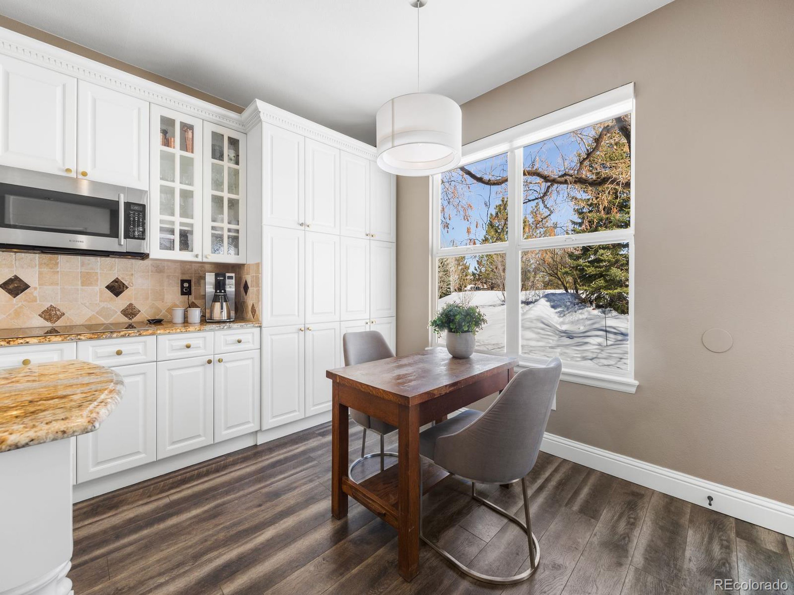 8474 Coyote Dr