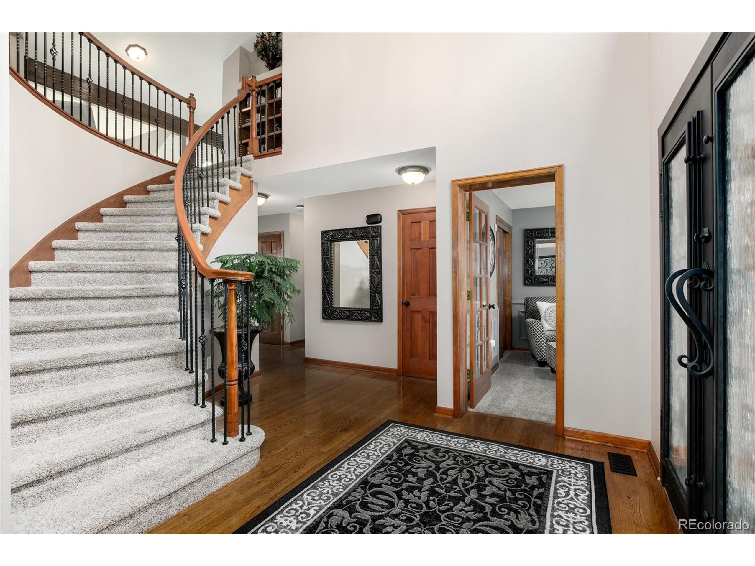 11441 W Roxbury Pl