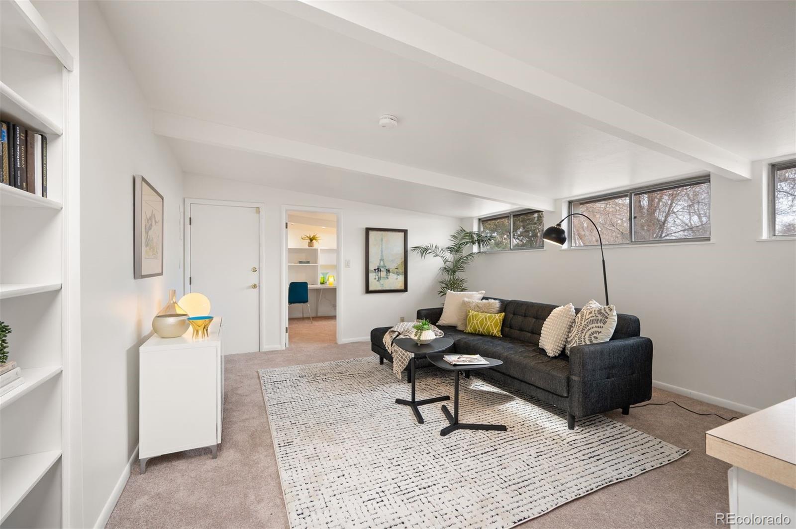 1405 S Elm Street