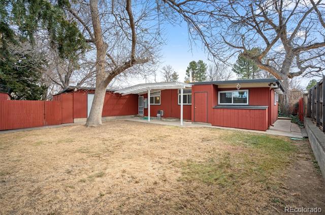 1405 S Elm Street