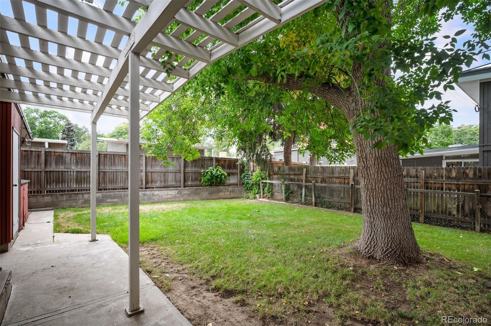 1405 S Elm Street