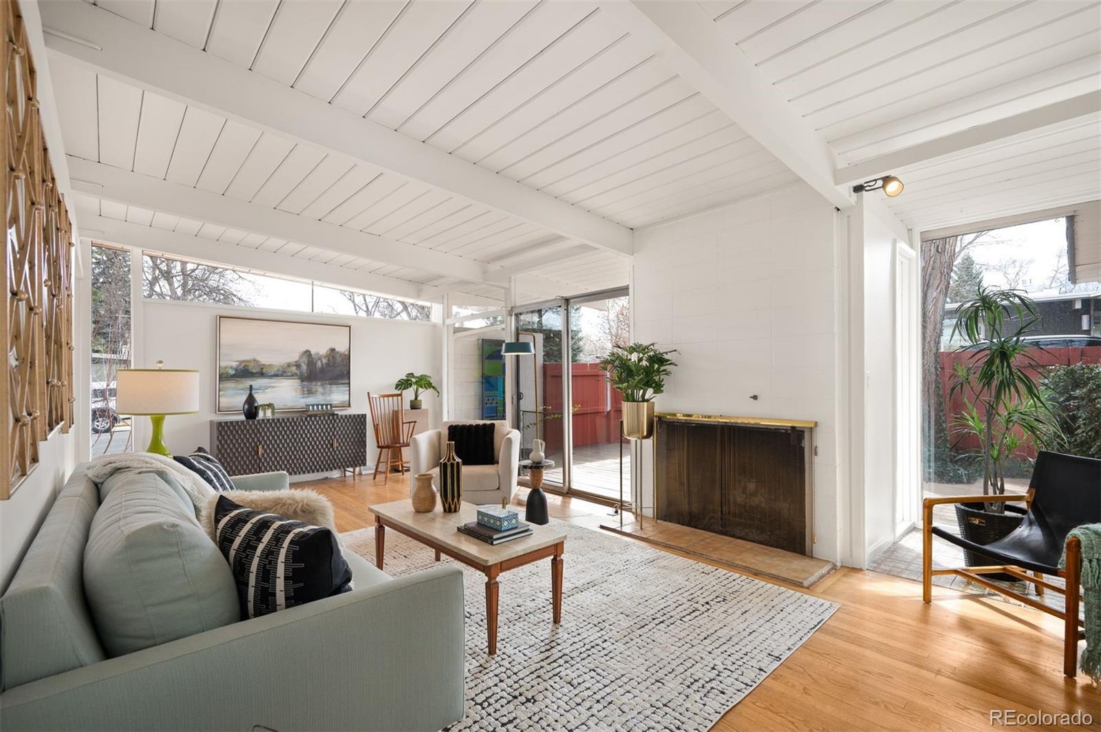 1405 S Elm Street
