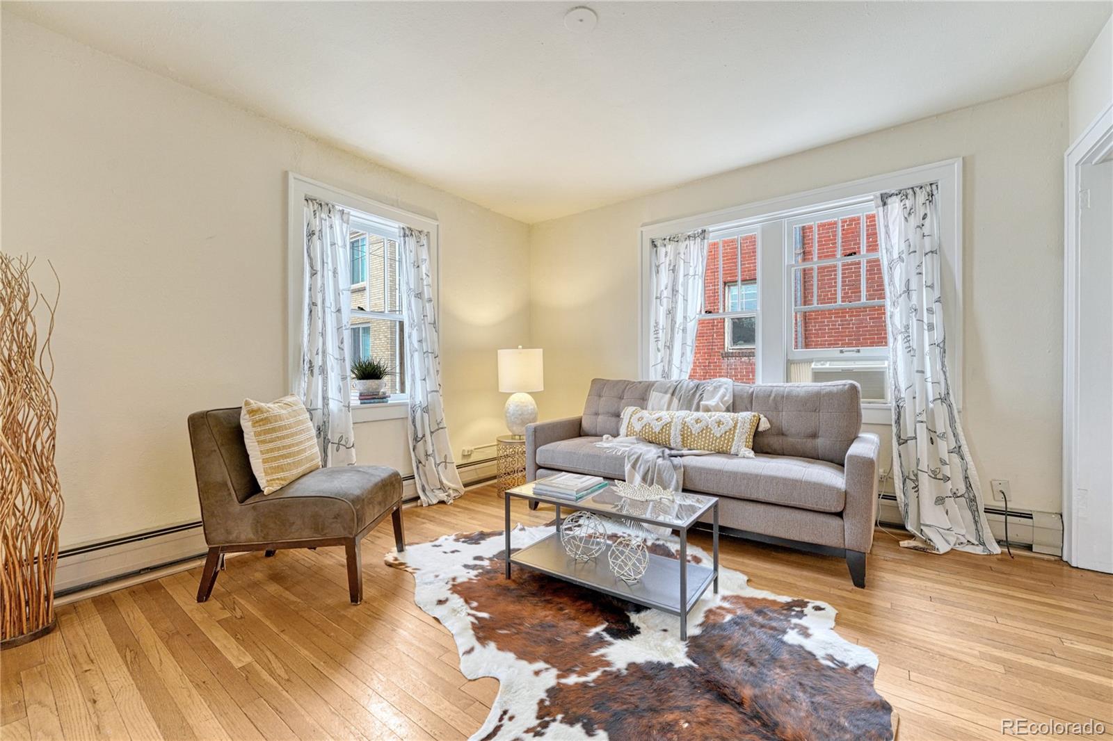 1275 N Clarkson Street Unit: 6
