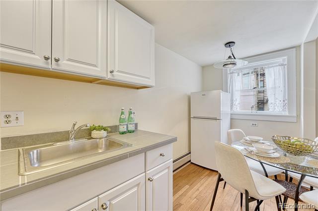1275 N Clarkson Street Unit: 6