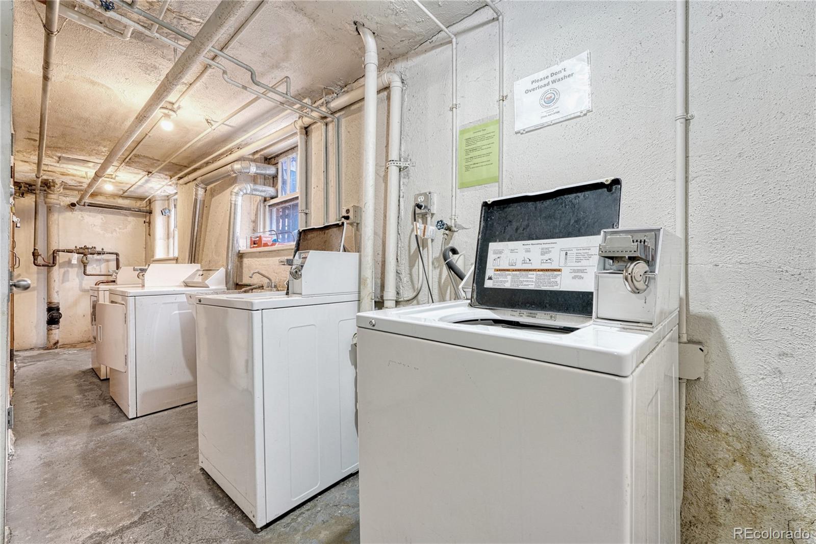 1275 N Clarkson Street Unit: 6