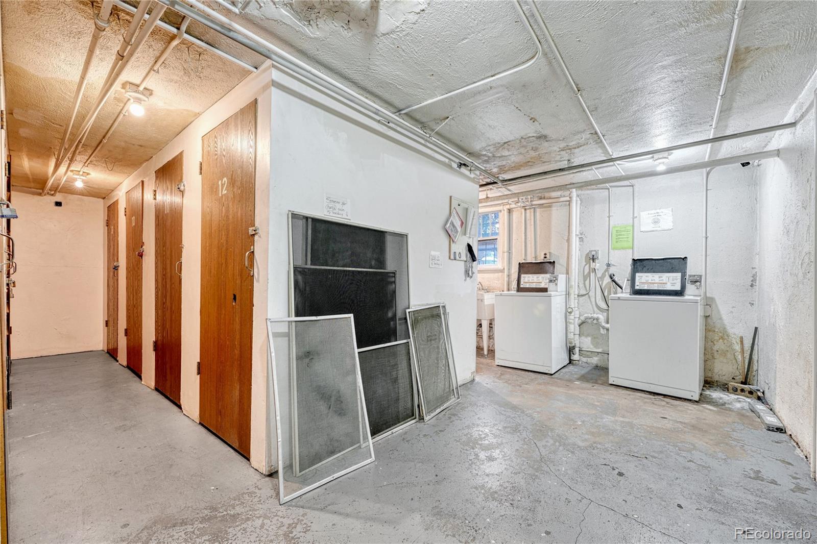 1275 N Clarkson Street Unit: 6