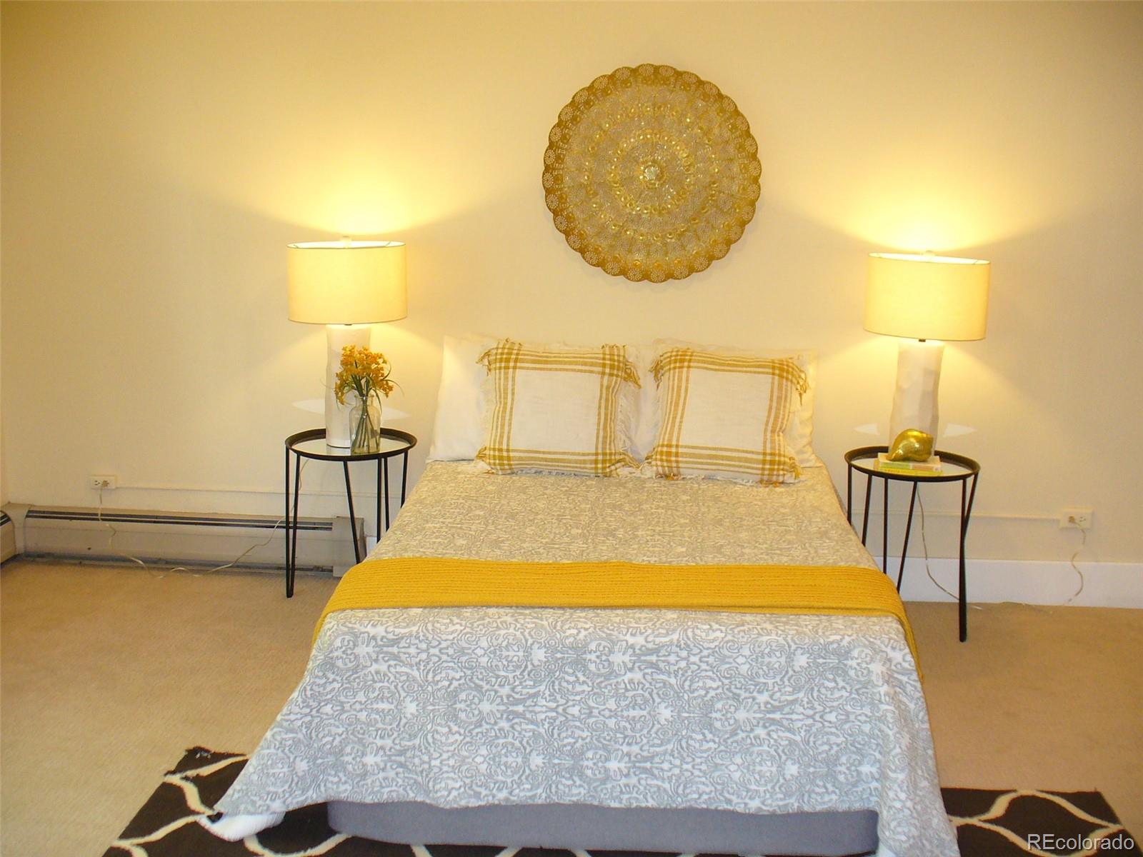 1275 N Clarkson Street Unit: 6
