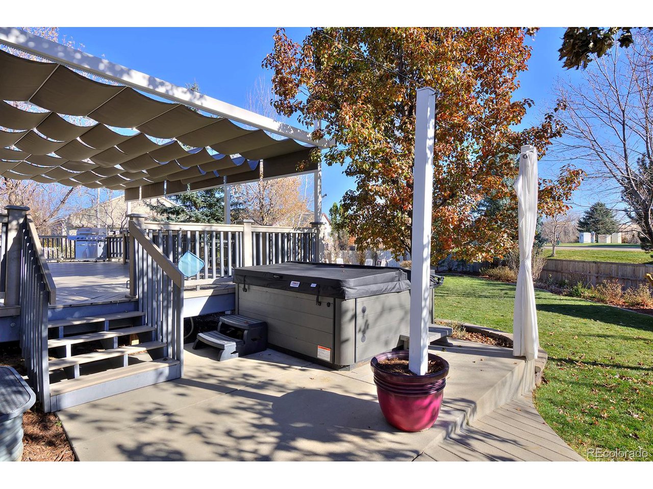 1494 Clover Creek Dr